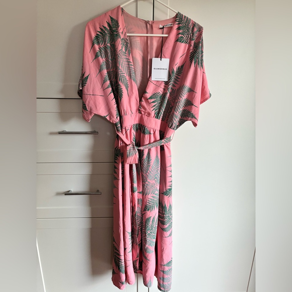 NWT Maternity Glamorous Pink Wrap Dress with Leaf Print